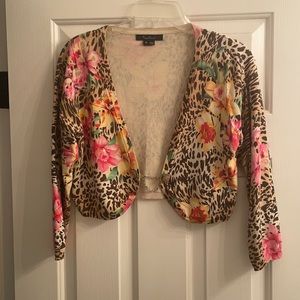 Shrug M animal/flower print